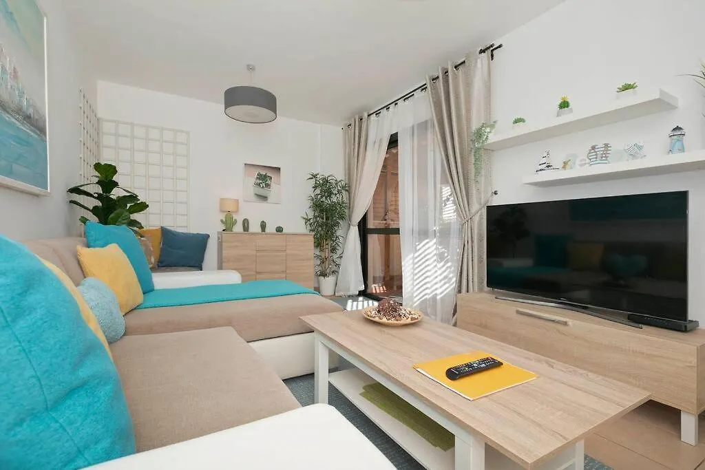 Lovely Spacious Apartment In San Isidro